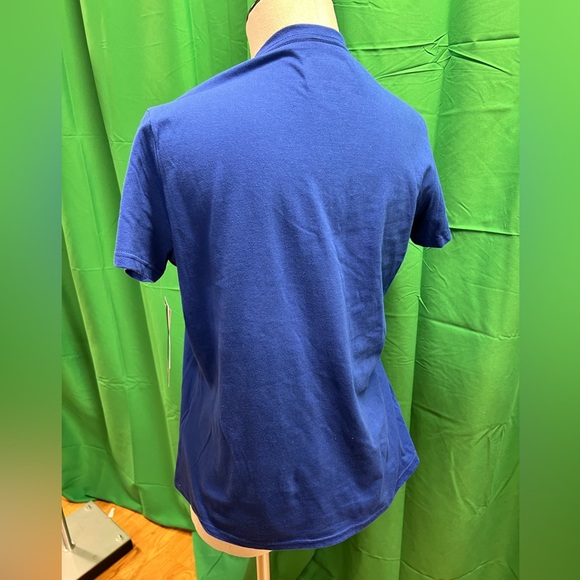 Phillies V-Neck T-shirt - Picture 3 of 11